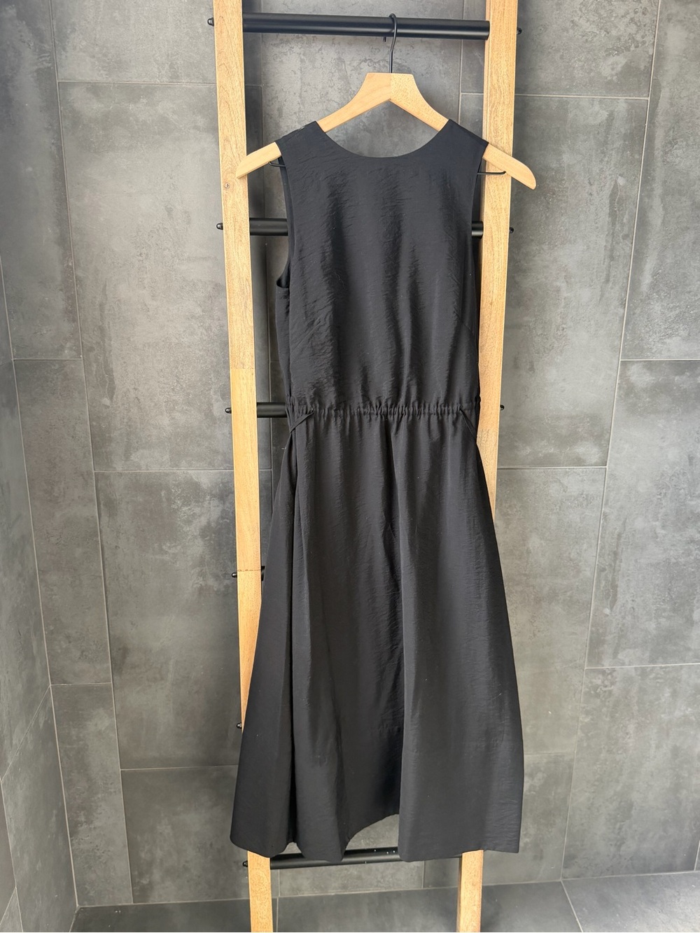 Vince Black Sleeveless Midi Dress